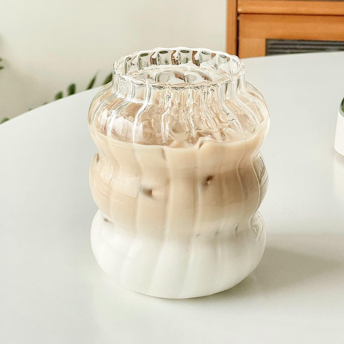 Vintage Ribbed Glassware Water Tumbler, 18 oz Aesthetic Ripple Glass Tumbler, Ripple Glassware Coffee Cup, Cute Glass Tumbler for Iced Coffee Juice Drink Milk (big stripes-Small Mouth)