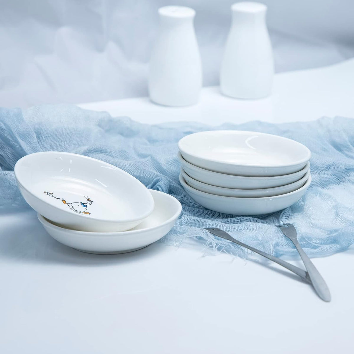 SOCOSY Cute Cartoon Animal Seasoning Dishes Sauce Dishes Sushi Dipping Bowls Appetizer Plates Little Cat Feeding Plates, Serving Dish for Home Kitchen Restaurant-Goose-3.5 Inch