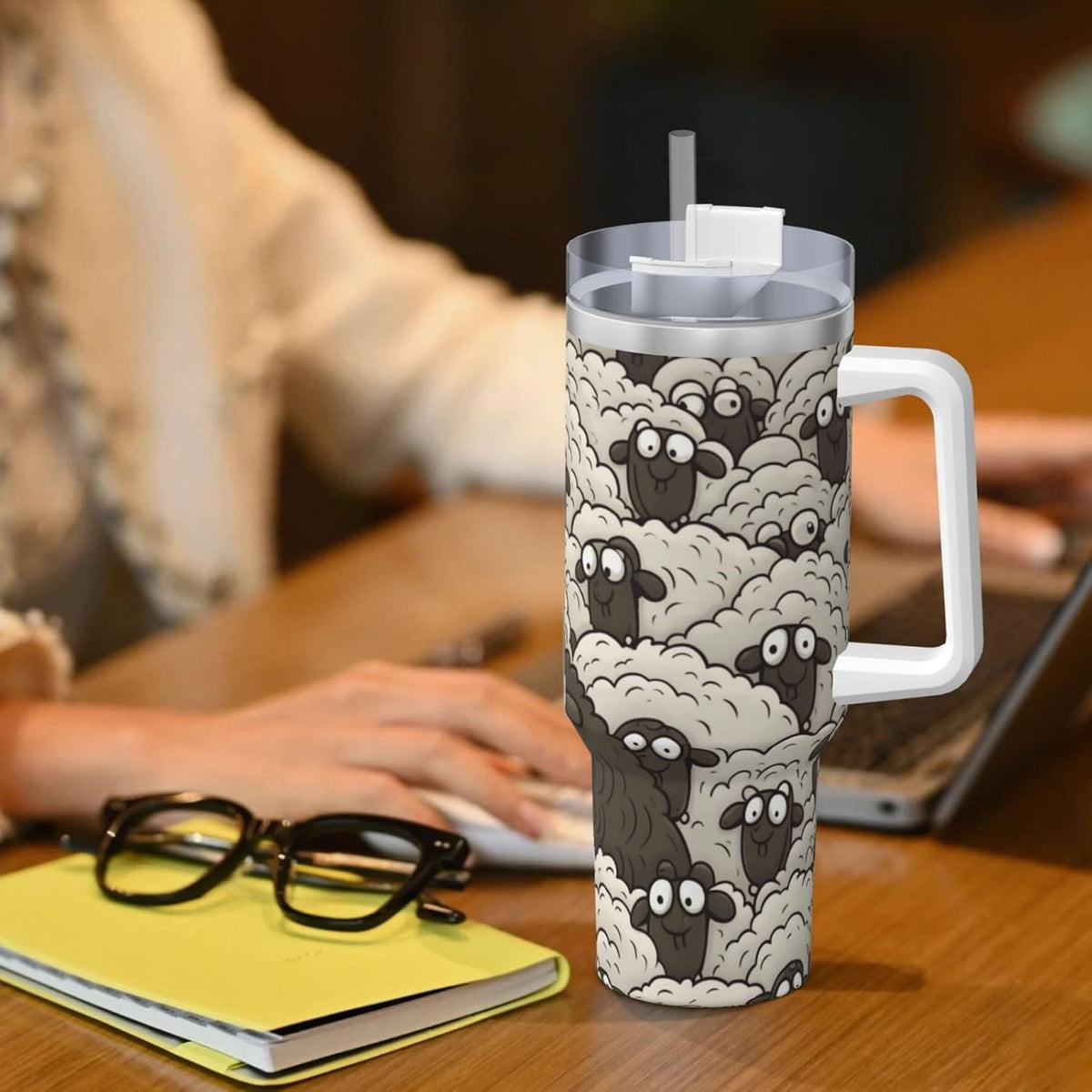 Cartoon Black White Sheep 40 Oz Tumbler With Handle And Straw Stainless Steel Insulated Travel Tumblers Leakproof Travel Coffee Mug Coffe Cup Drink Tumbler Cups Gifts For Women Men Lovers