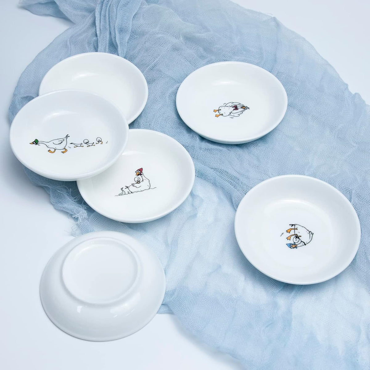 SOCOSY Cute Cartoon Animal Seasoning Dishes Sauce Dishes Sushi Dipping Bowls Appetizer Plates Little Cat Feeding Plates, Serving Dish for Home Kitchen Restaurant-Goose-3.5 Inch
