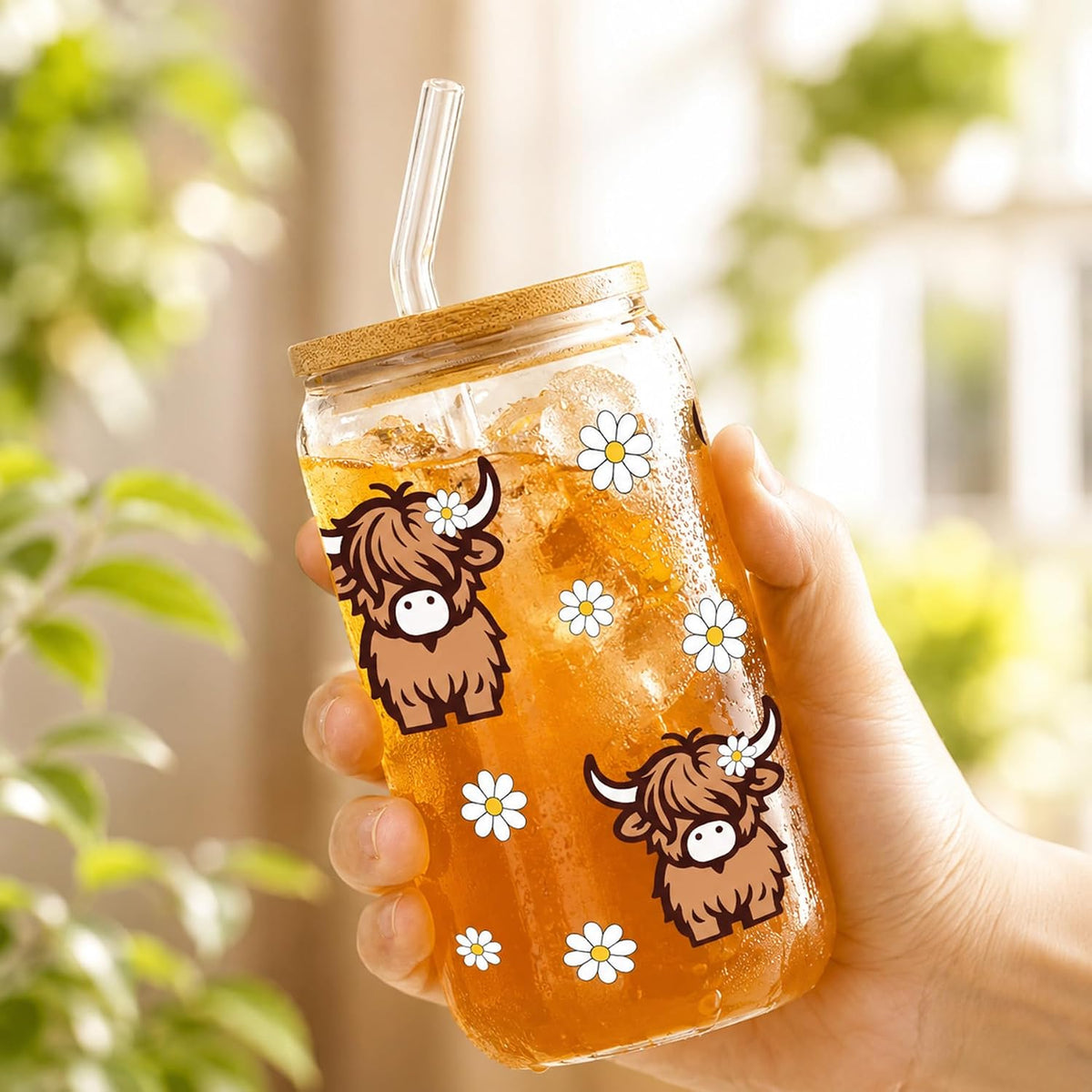 Highland Cows Gifts for Women - Glass Cup with Lid and Straw 16oz