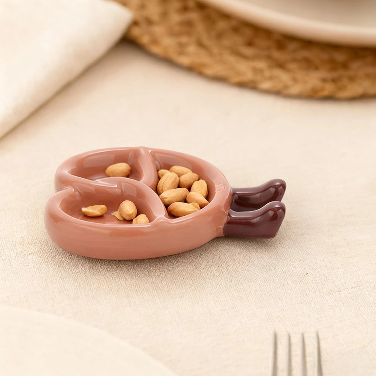 Cute Cartoon Bread Plate, Ceramic Dipping Dish, 4.5 x 3.7 x 0.8 in, 11.5 x 9.5 x 2 cm, Divided Sauce Dish with Adorable Foot Details, Microwave and Oven Safe, Brown